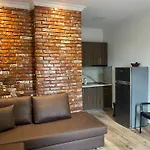 Hotel Brifs