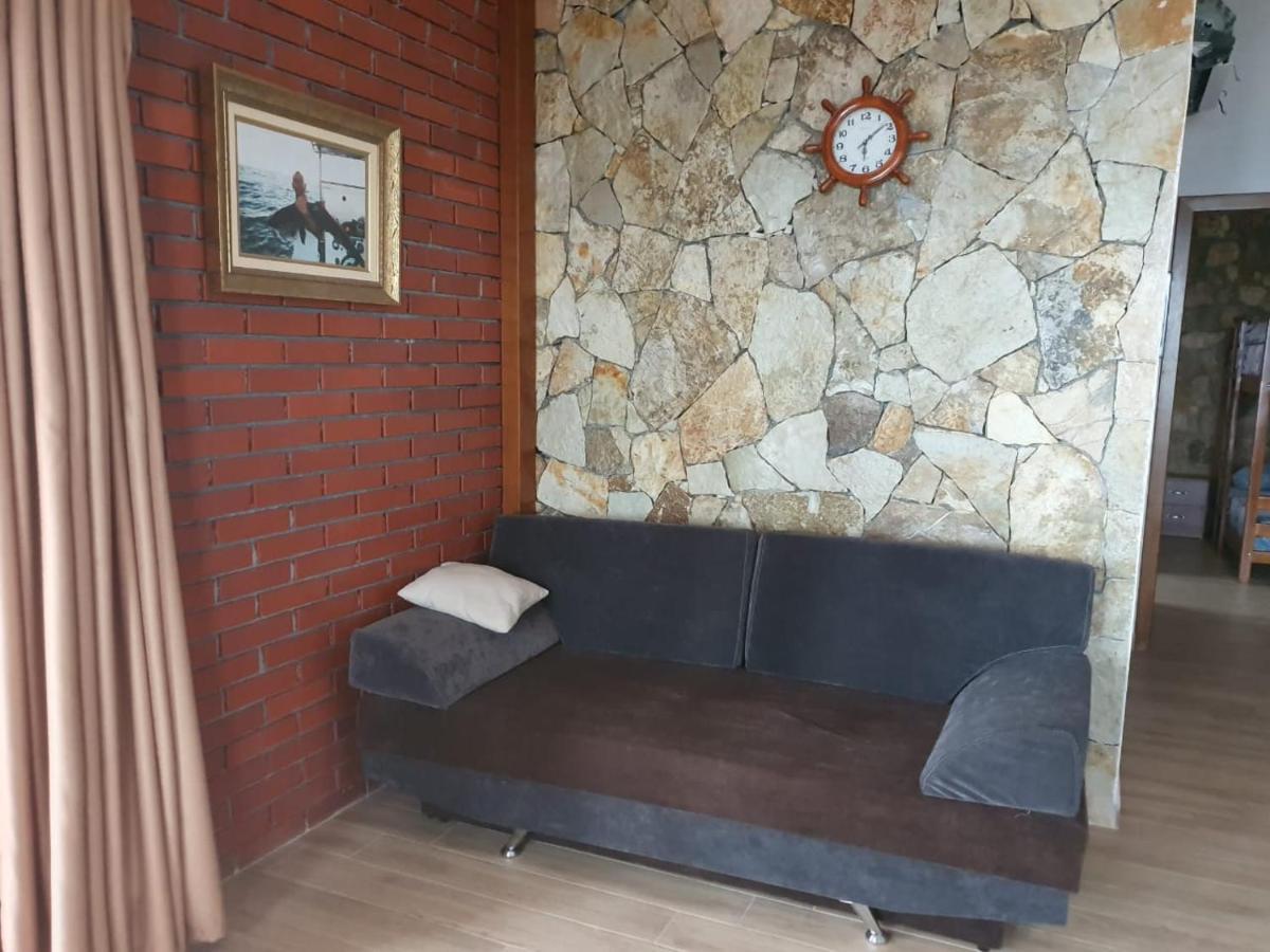 Apartament Brifs *